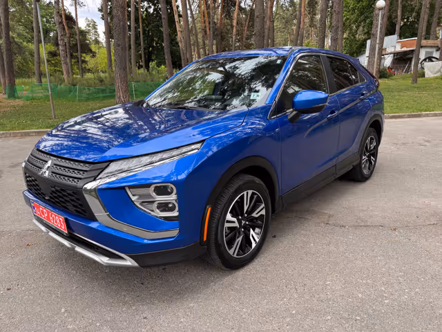 Mitsubishi Eclipse Cross - фото 2