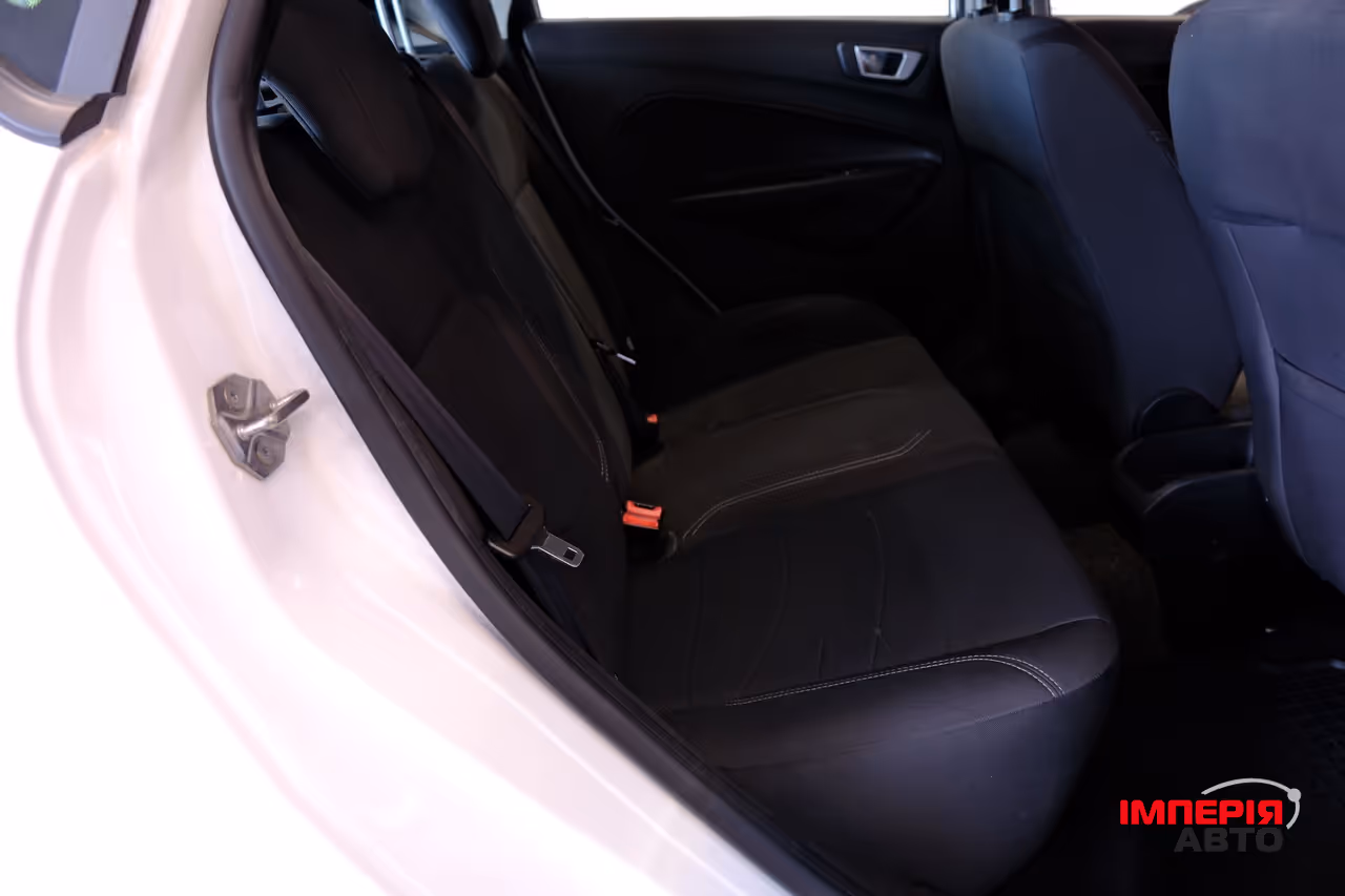Ford Fiesta - фото 9