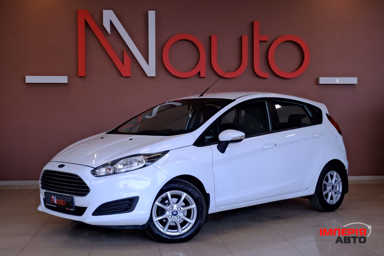 Ford Fiesta - фото 1