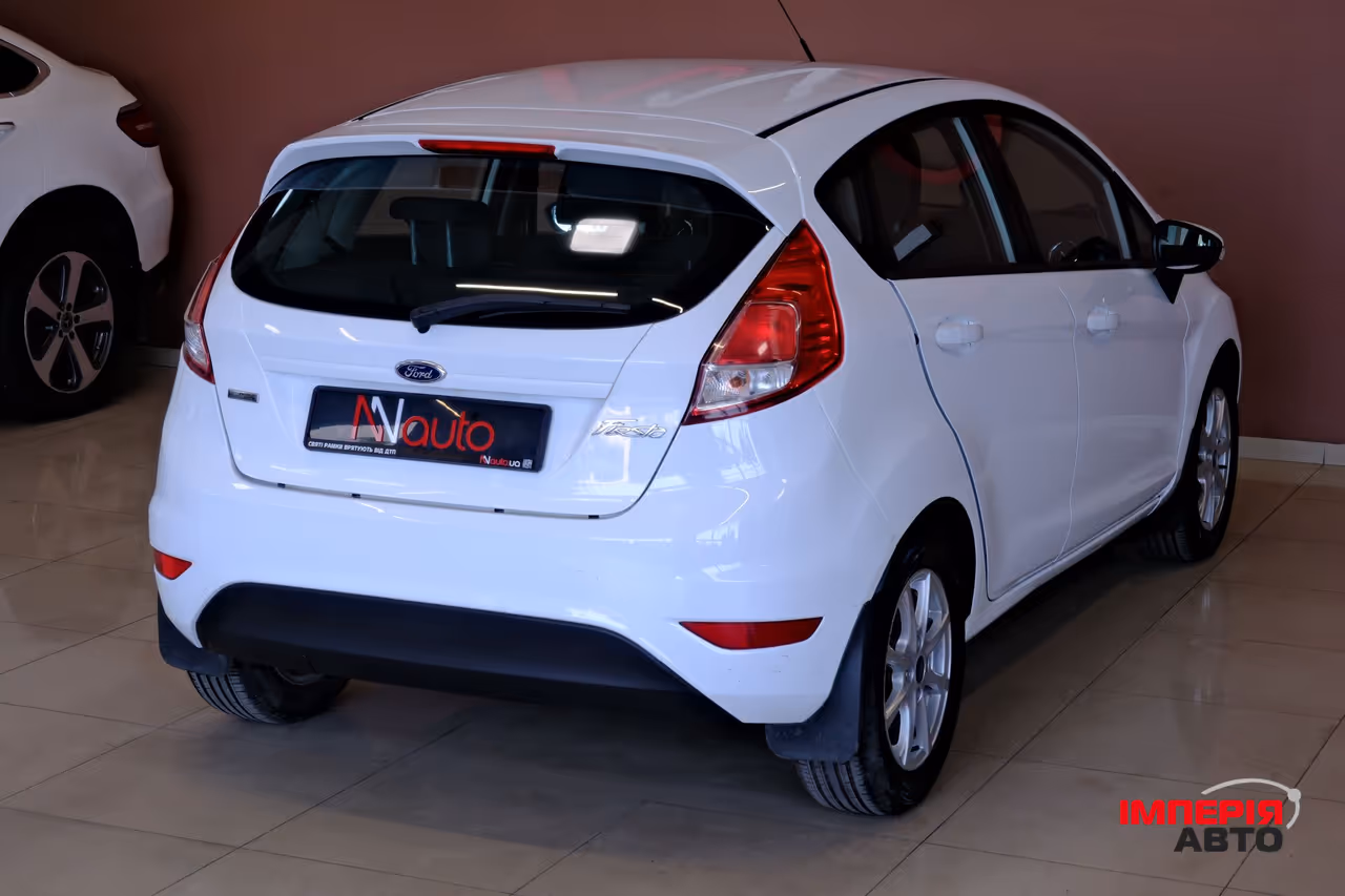 Ford Fiesta - фото 5