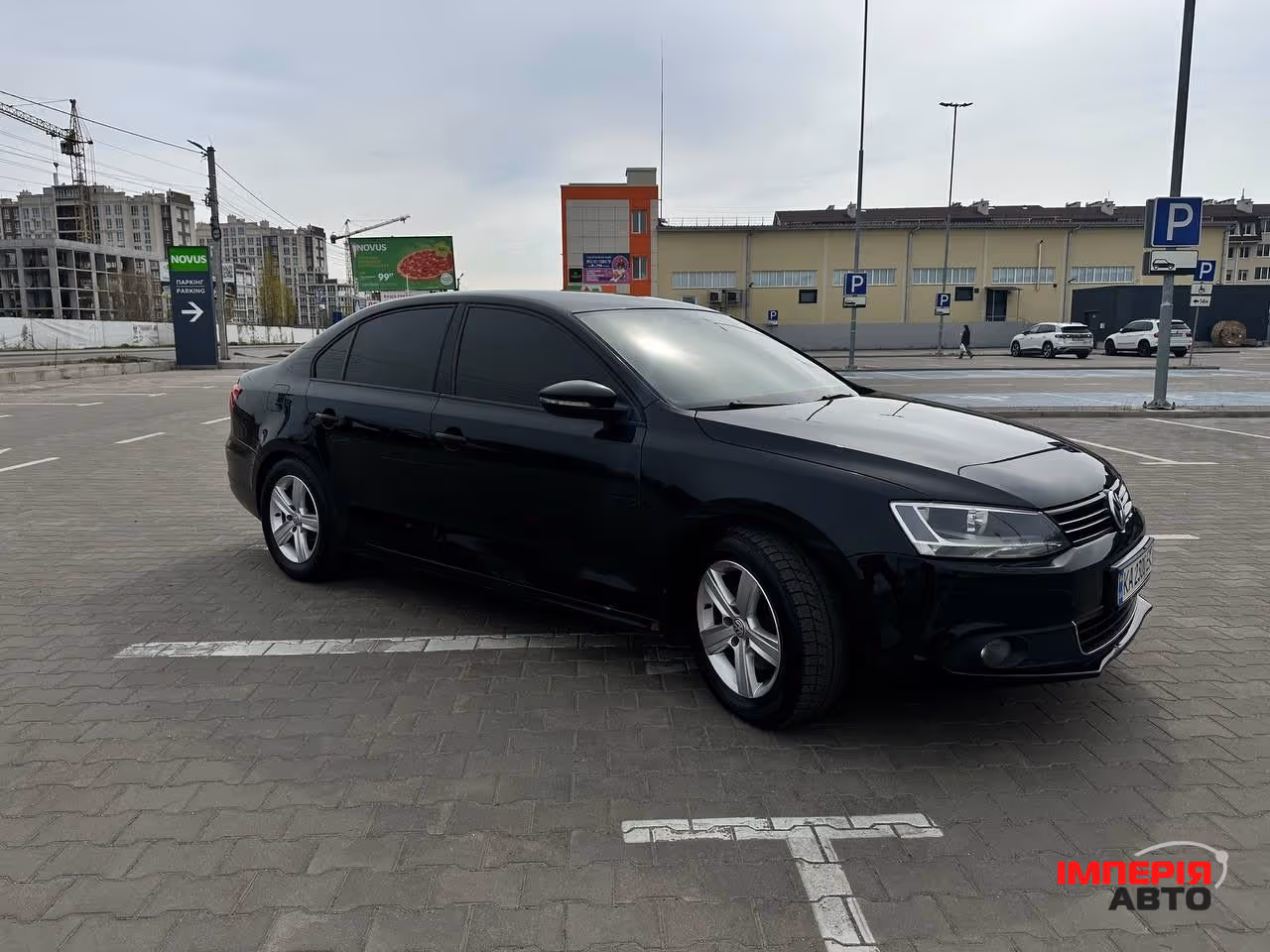 Volkswagen Jetta - фото 4
