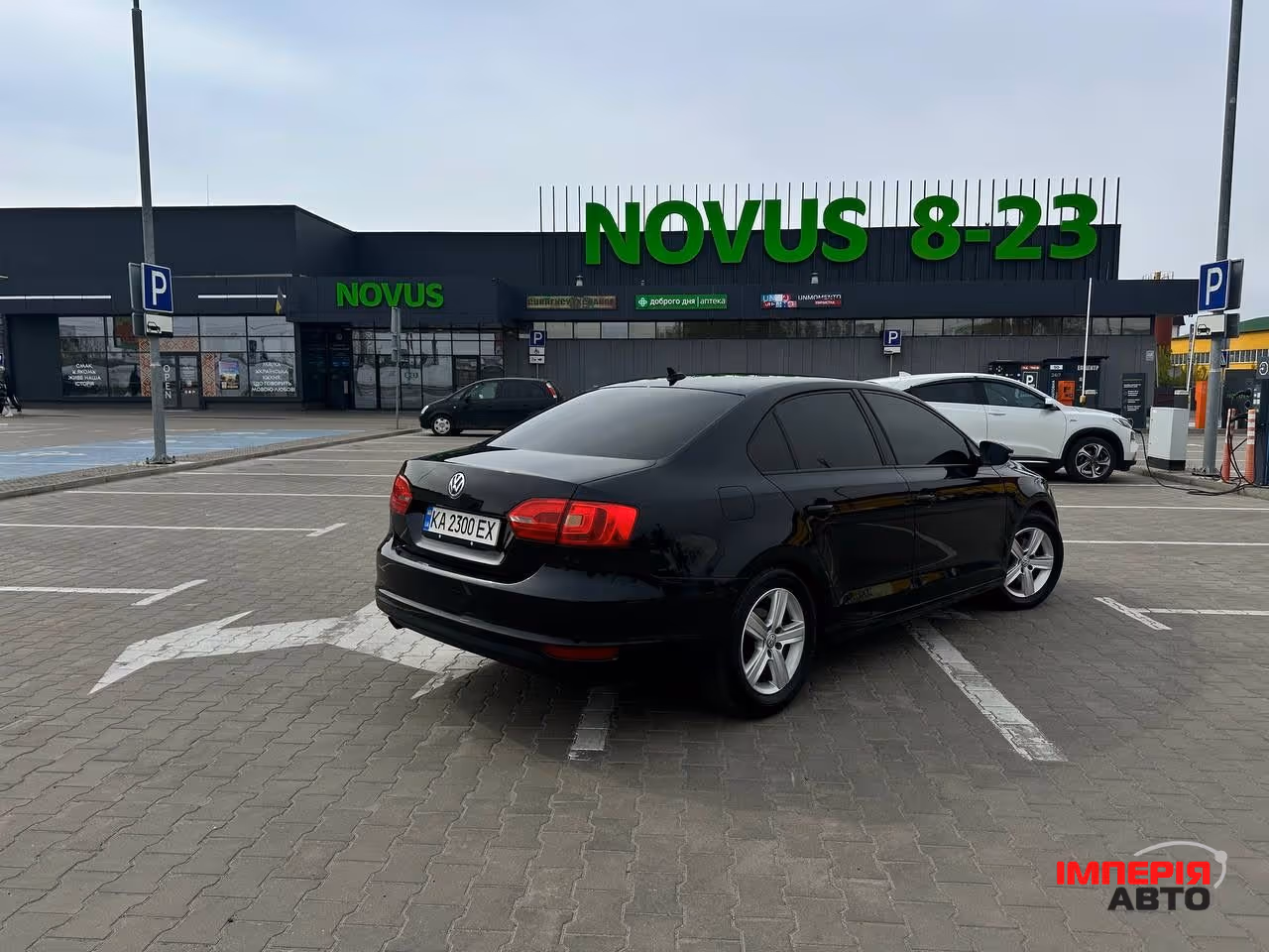 Volkswagen Jetta - фото 5