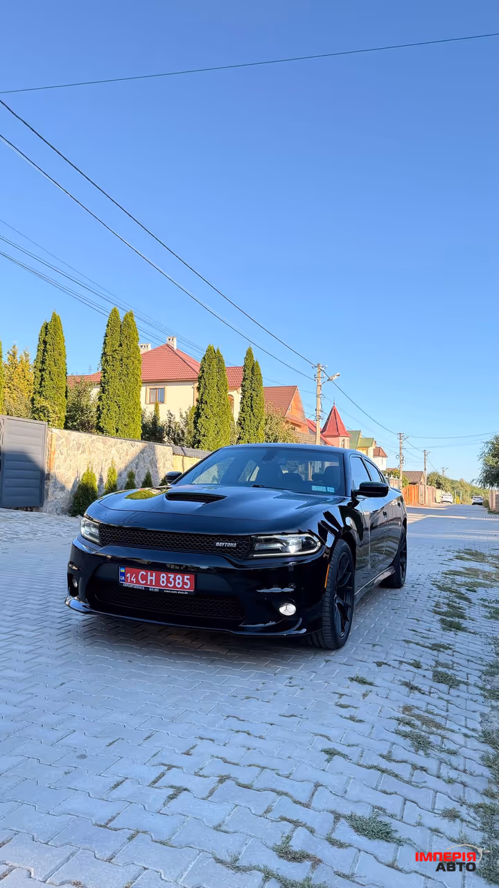 Dodge Charger - фото 1