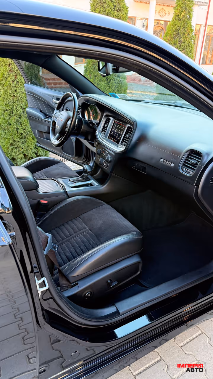 Dodge Charger - фото 15