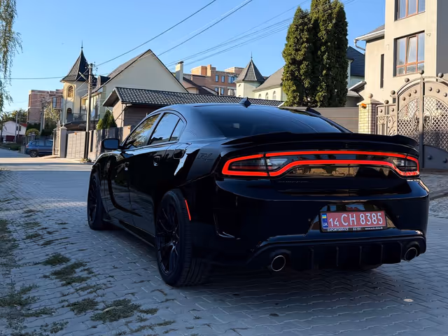 Dodge Charger - фото 4