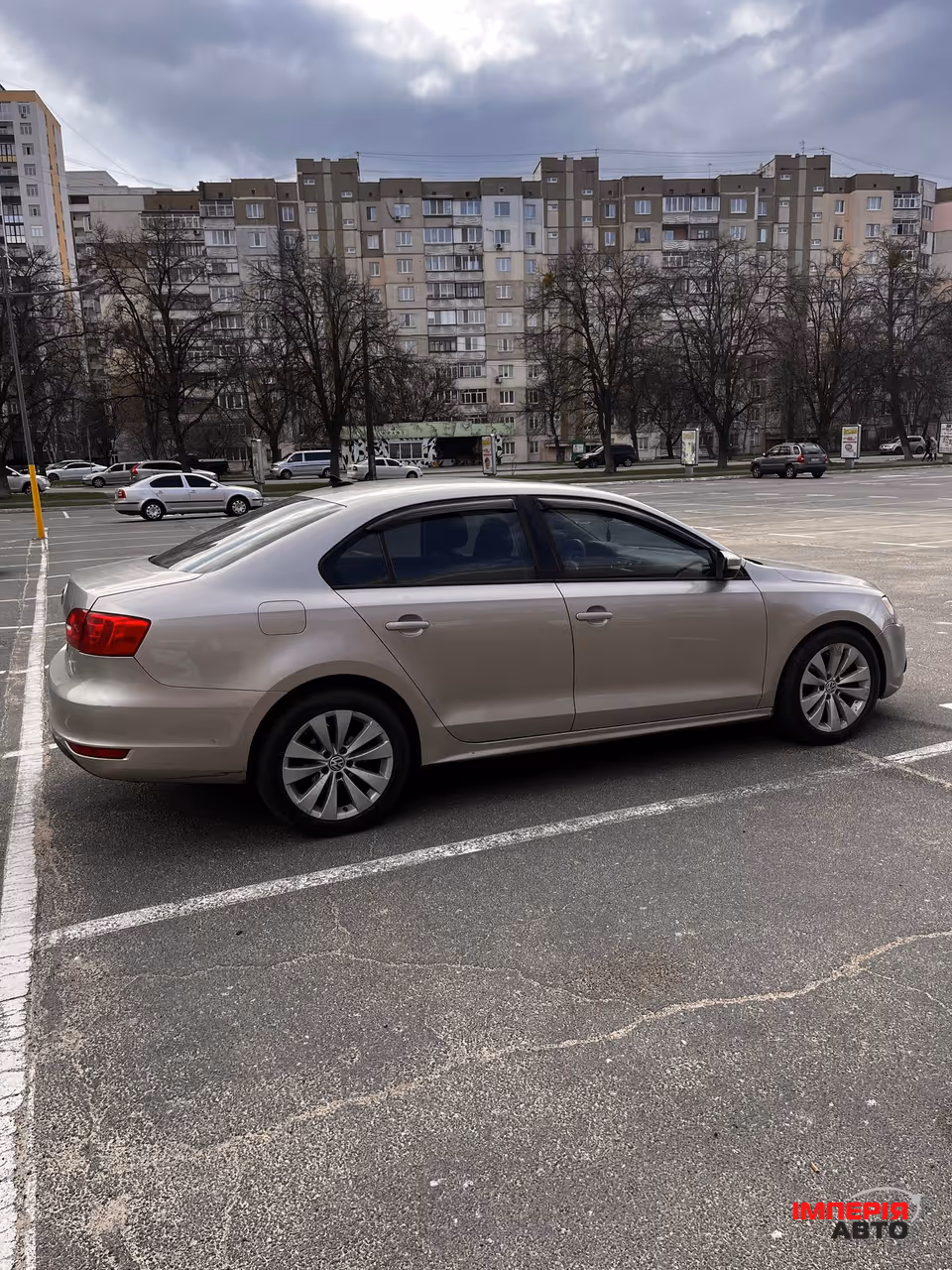 Volkswagen Jetta - фото 2