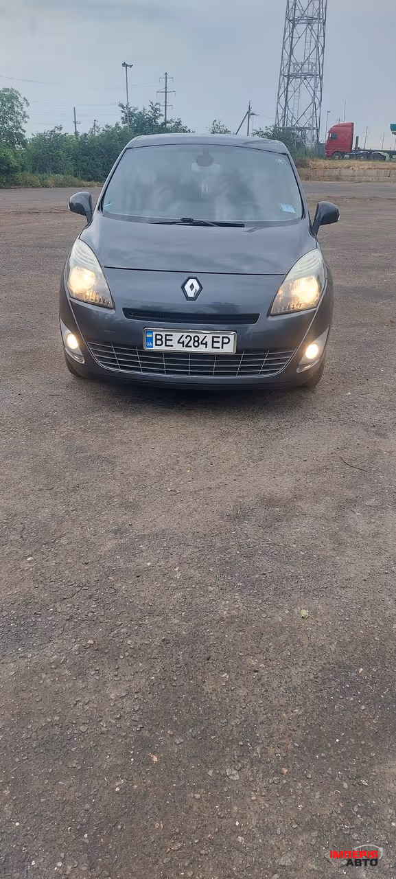 Renault Megane - фото 3