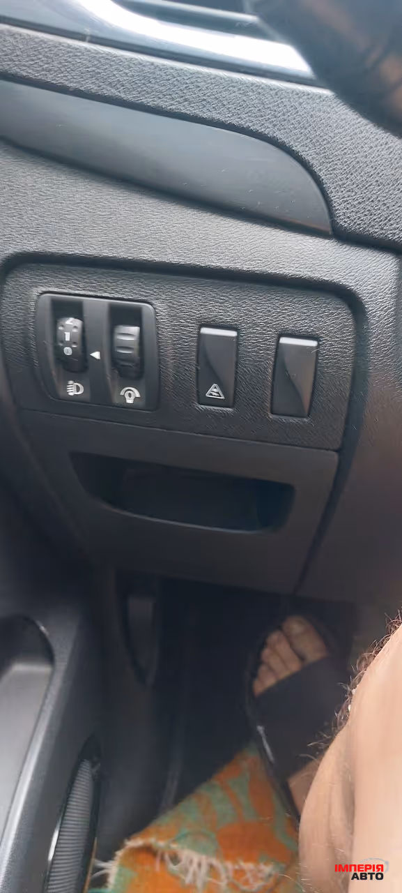 Renault Megane - фото 36