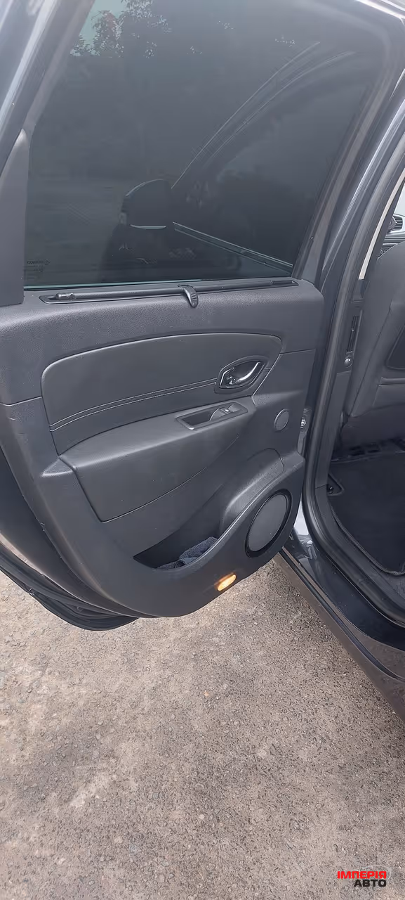 Renault Megane - фото 20