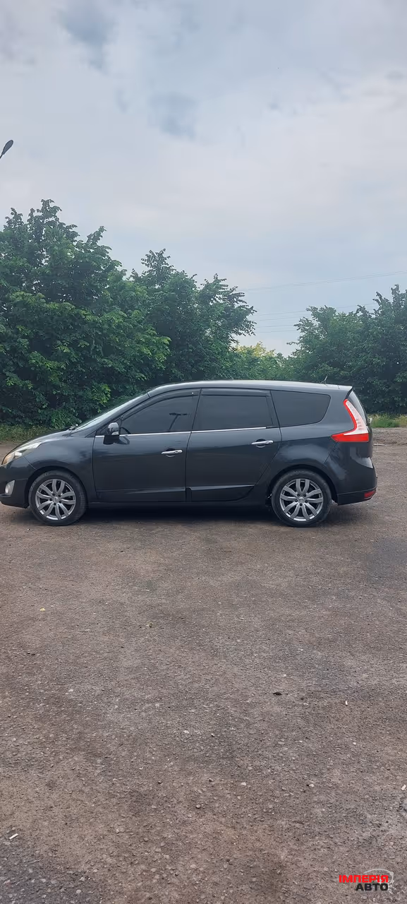 Renault Megane - фото 6