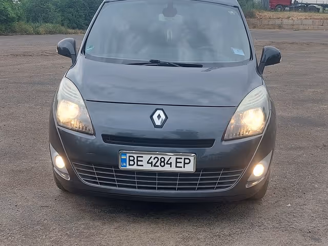 Renault Megane - фото 3