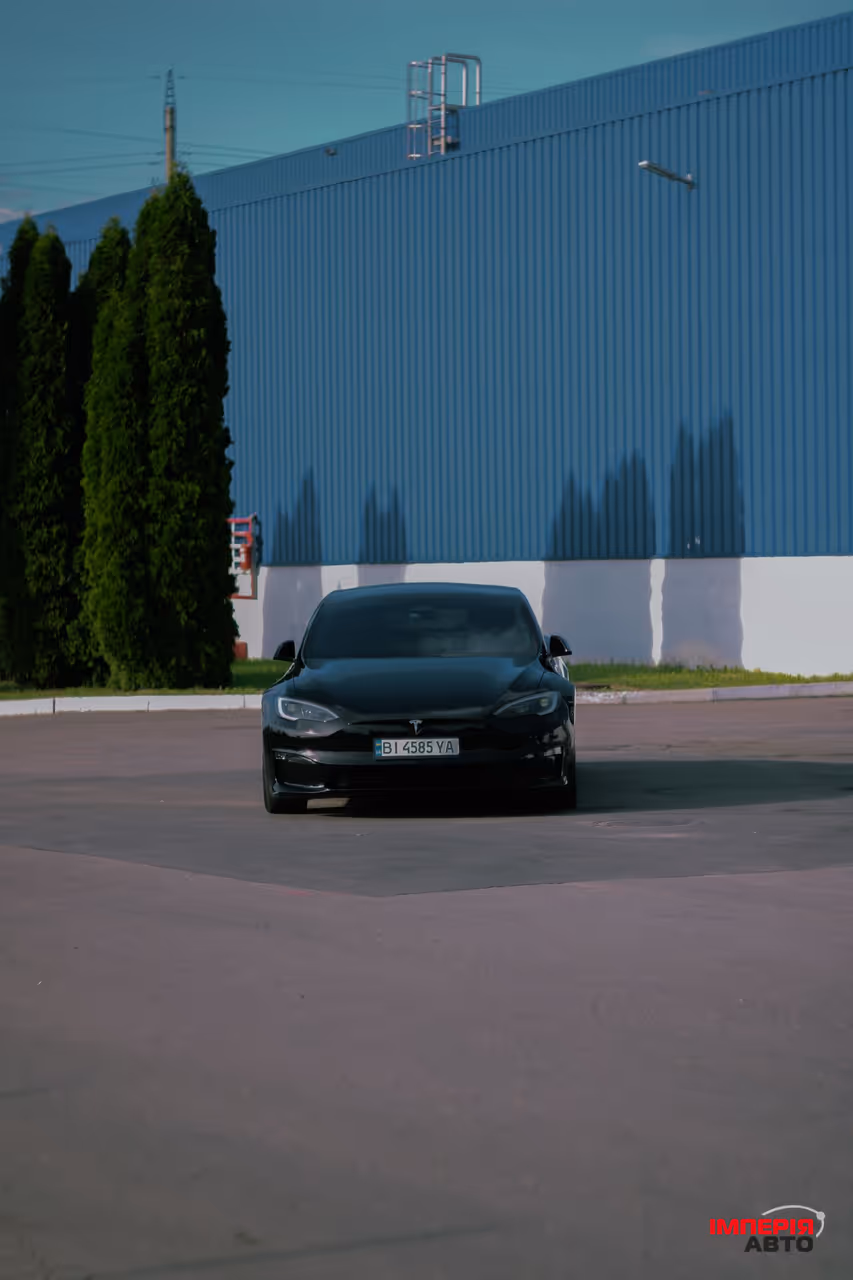 Tesla Model S - фото 3