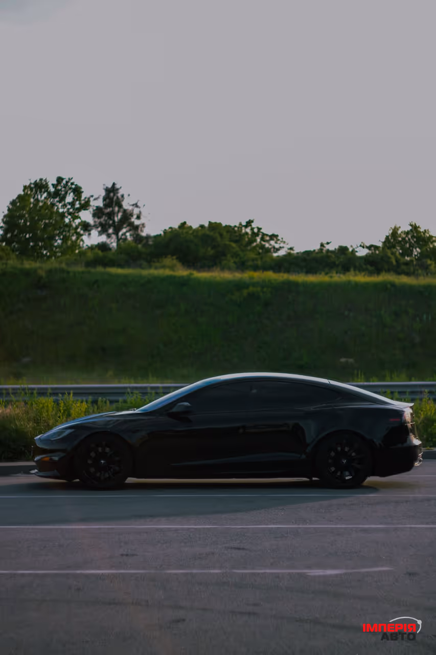 Tesla Model S - фото 41