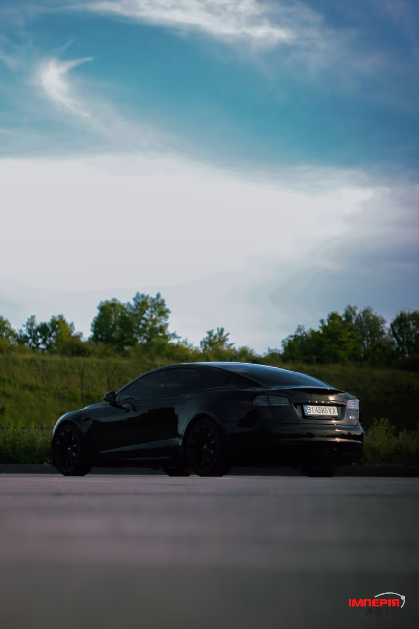 Tesla Model S - фото 39
