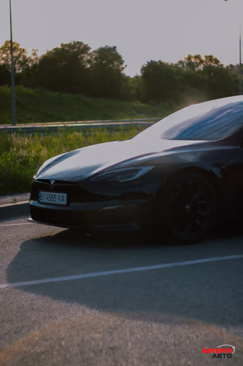 Tesla Model S - фото 45