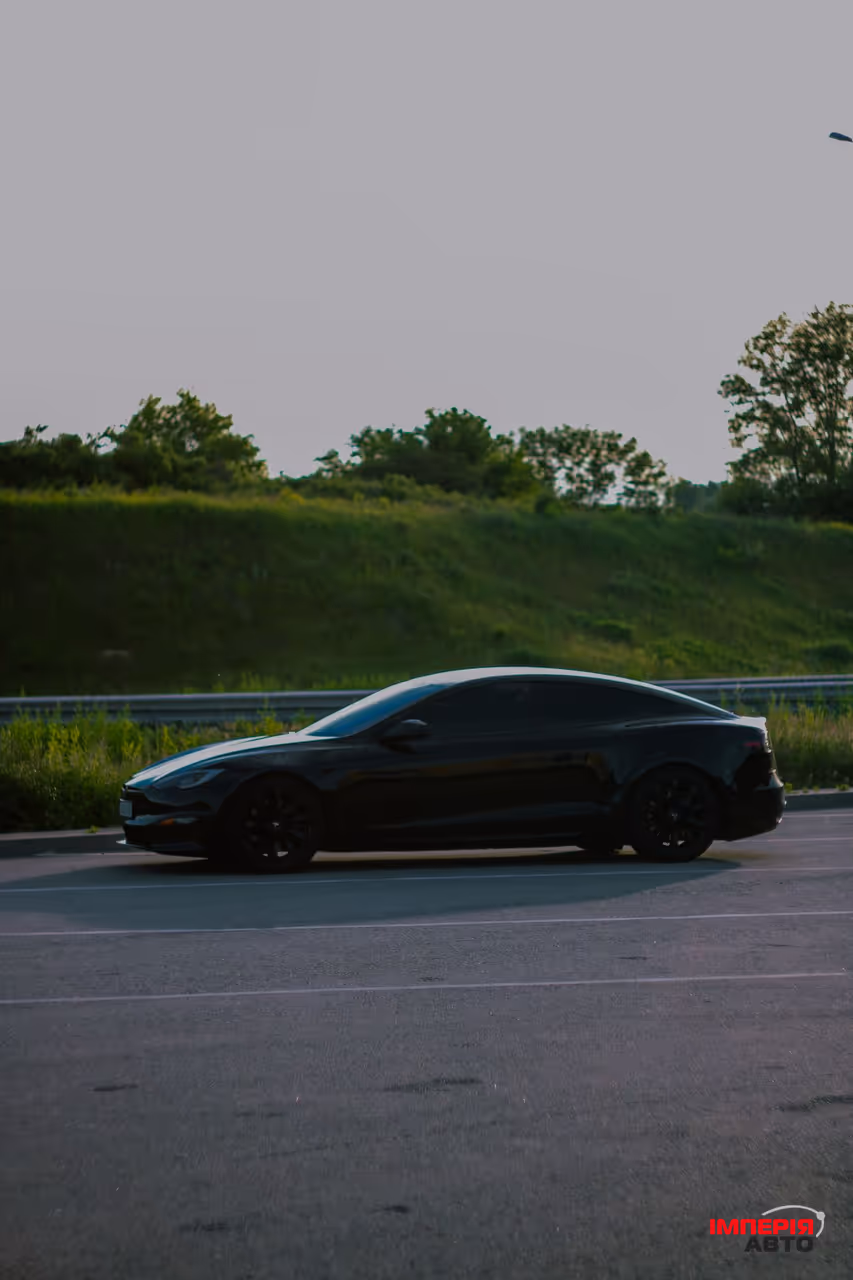 Tesla Model S - фото 44