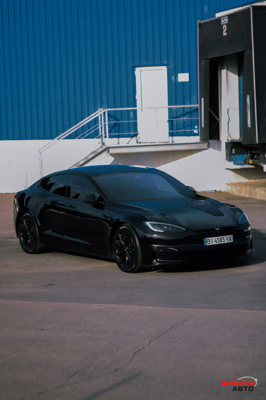 Tesla Model S - фото 6