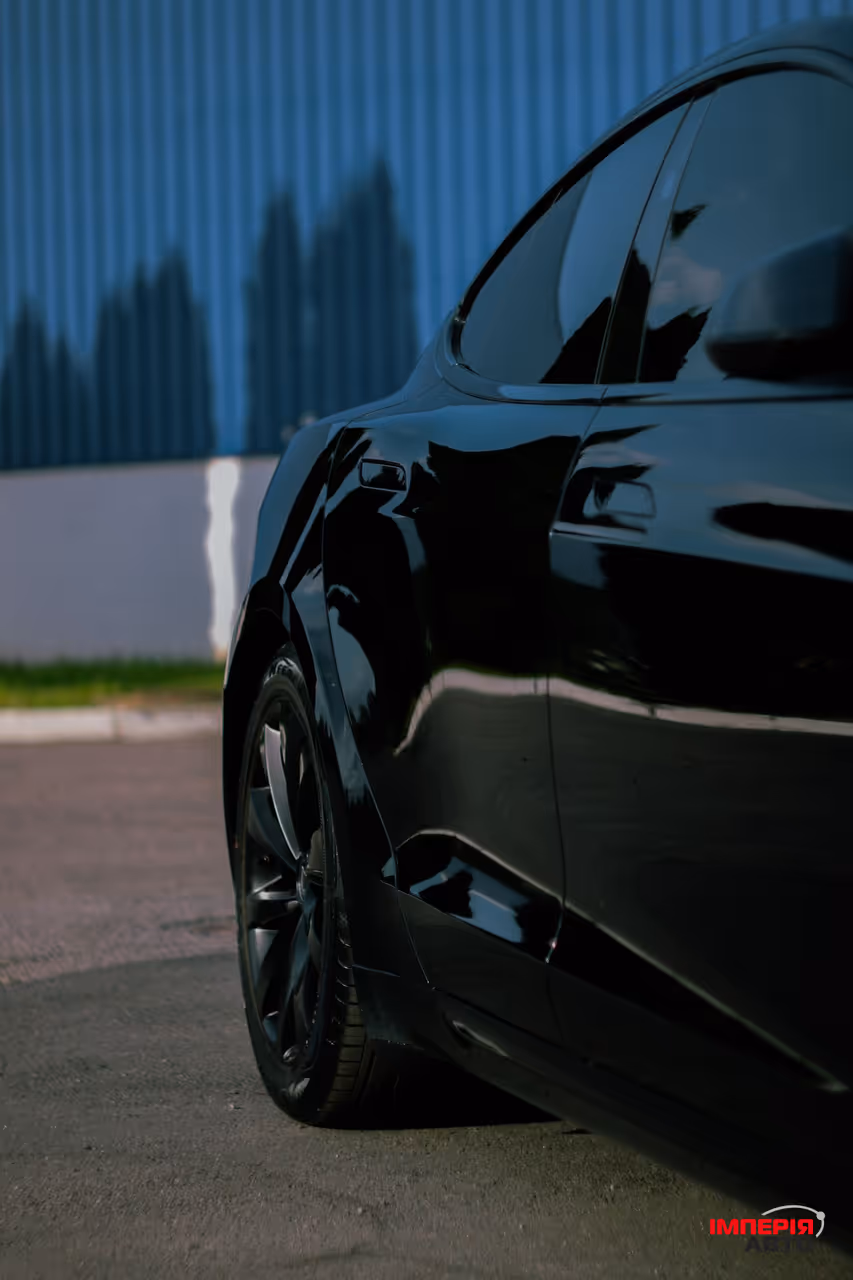 Tesla Model S - фото 10