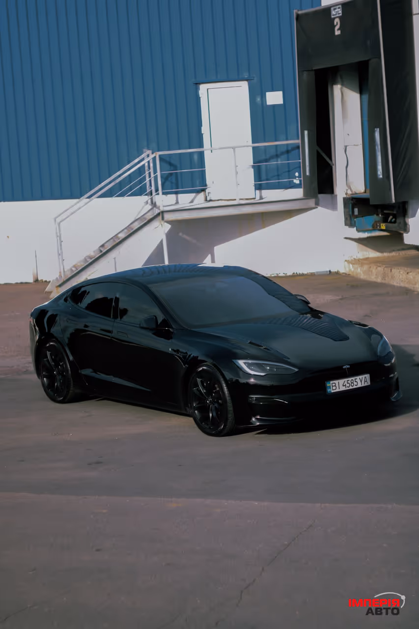 Tesla Model S - фото 5