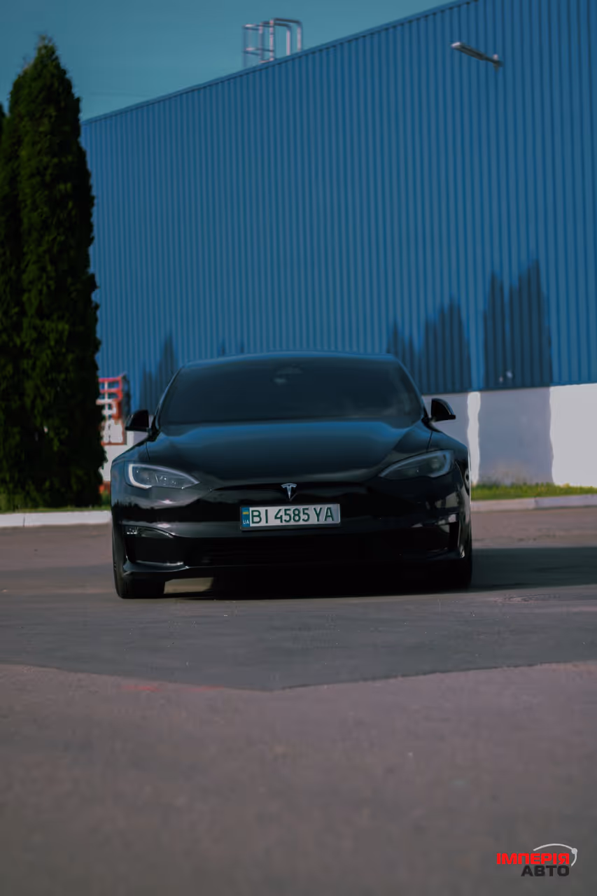 Tesla Model S - фото 4
