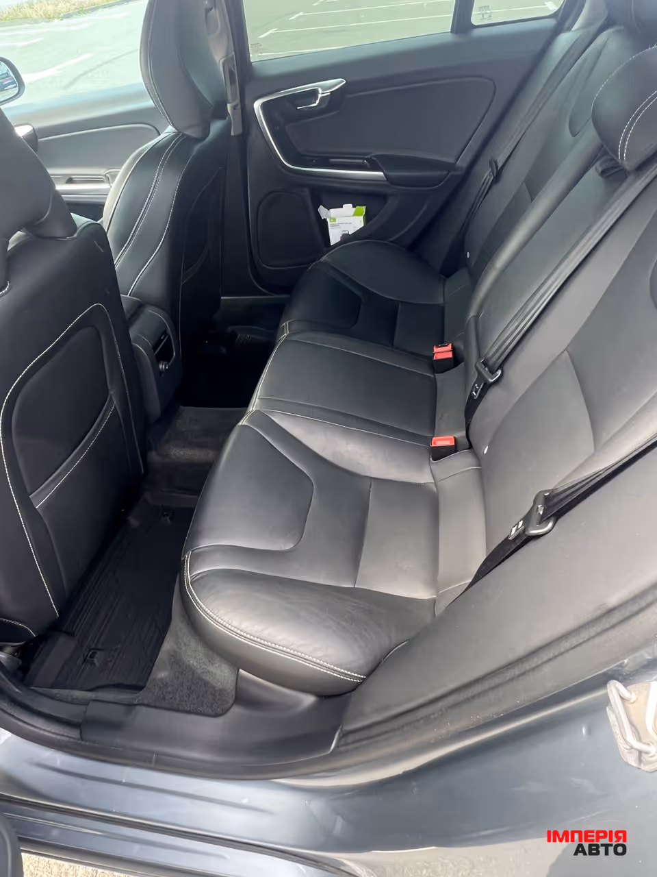 Volvo S60 - фото 16