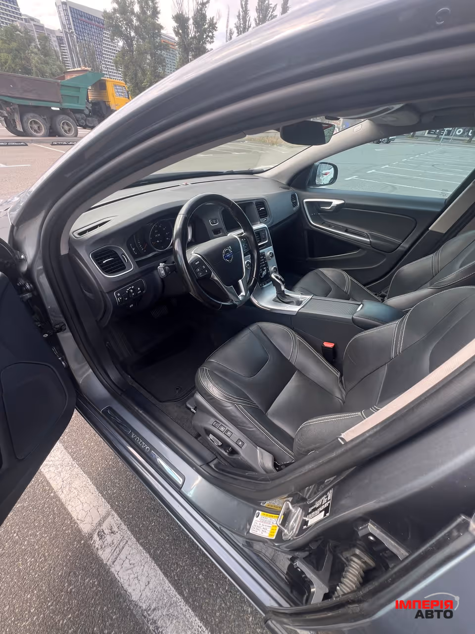 Volvo S60 - фото 11