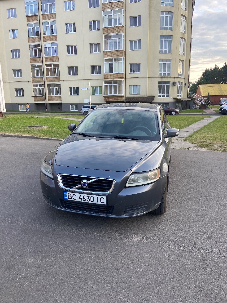 Volvo V50 - фото 2