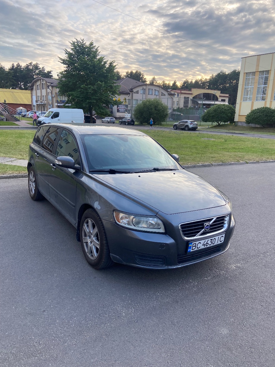 Volvo V50 - фото 6