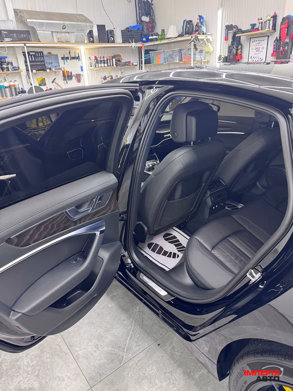 Audi A6 - фото 15