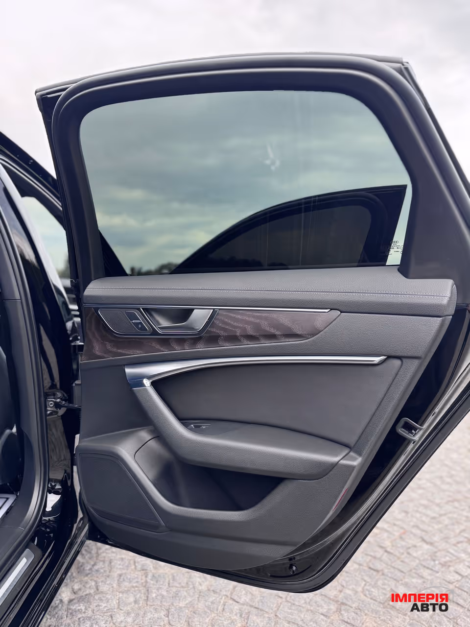 Audi A6 - фото 32