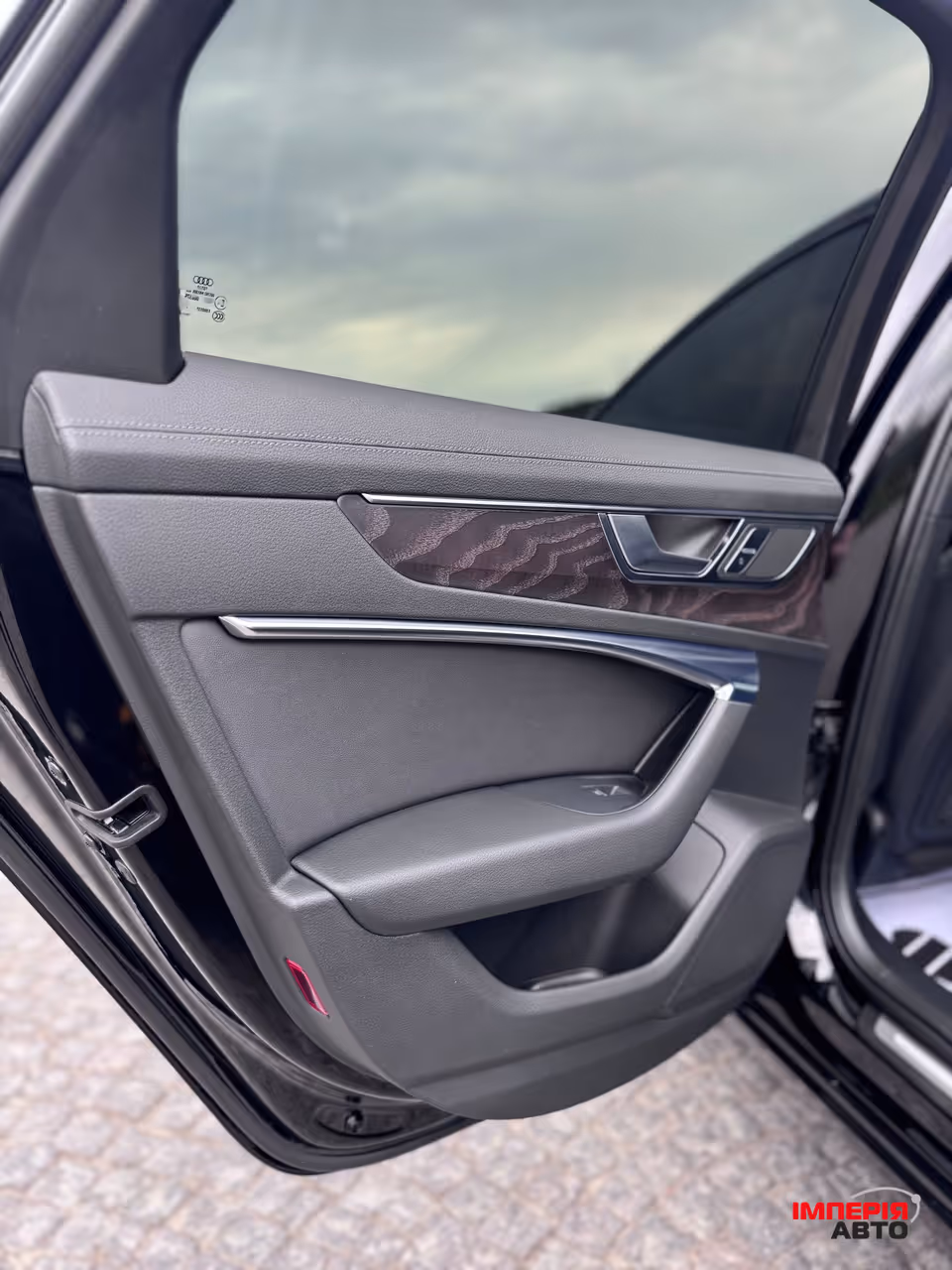 Audi A6 - фото 35