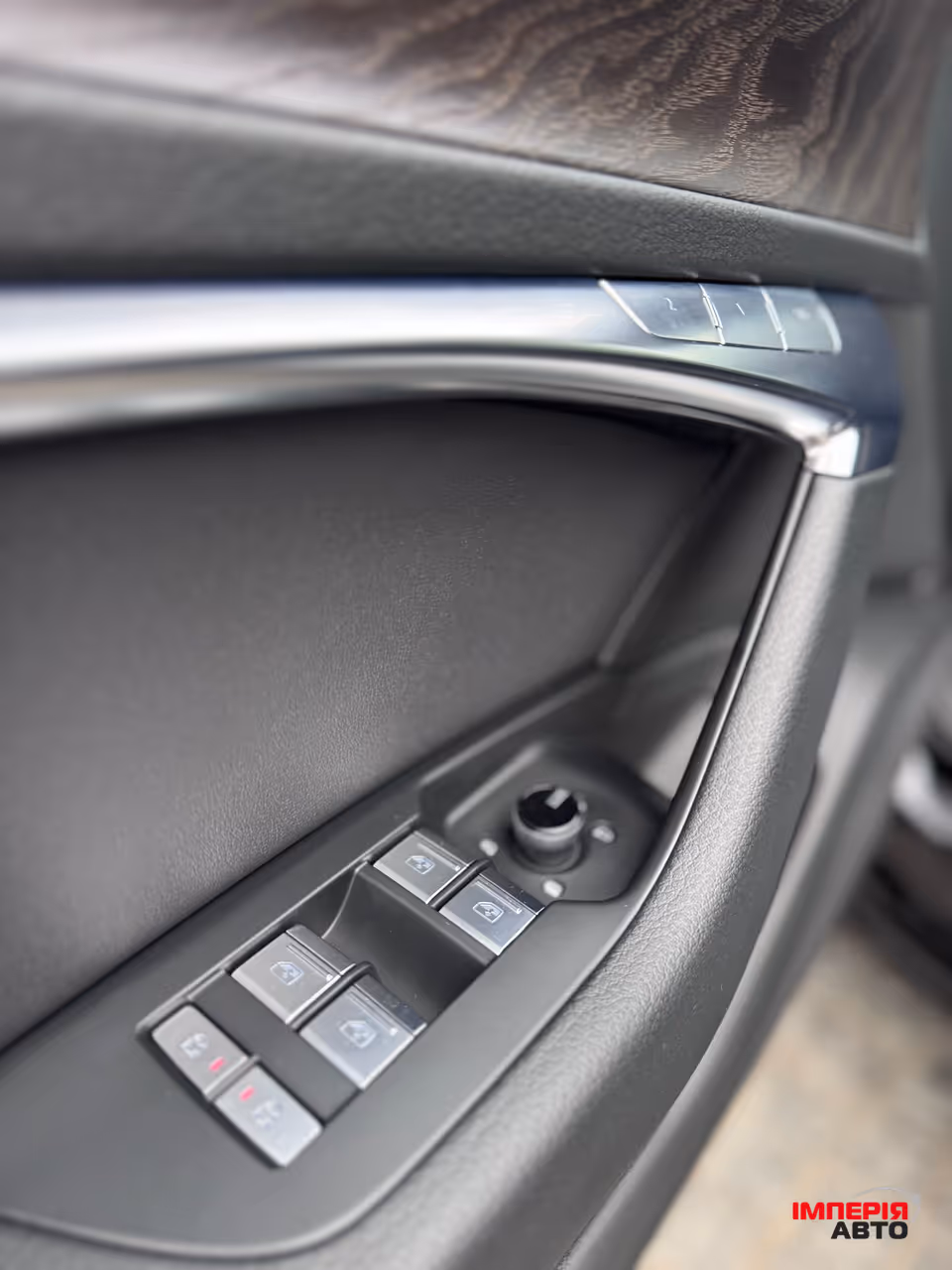 Audi A6 - фото 36