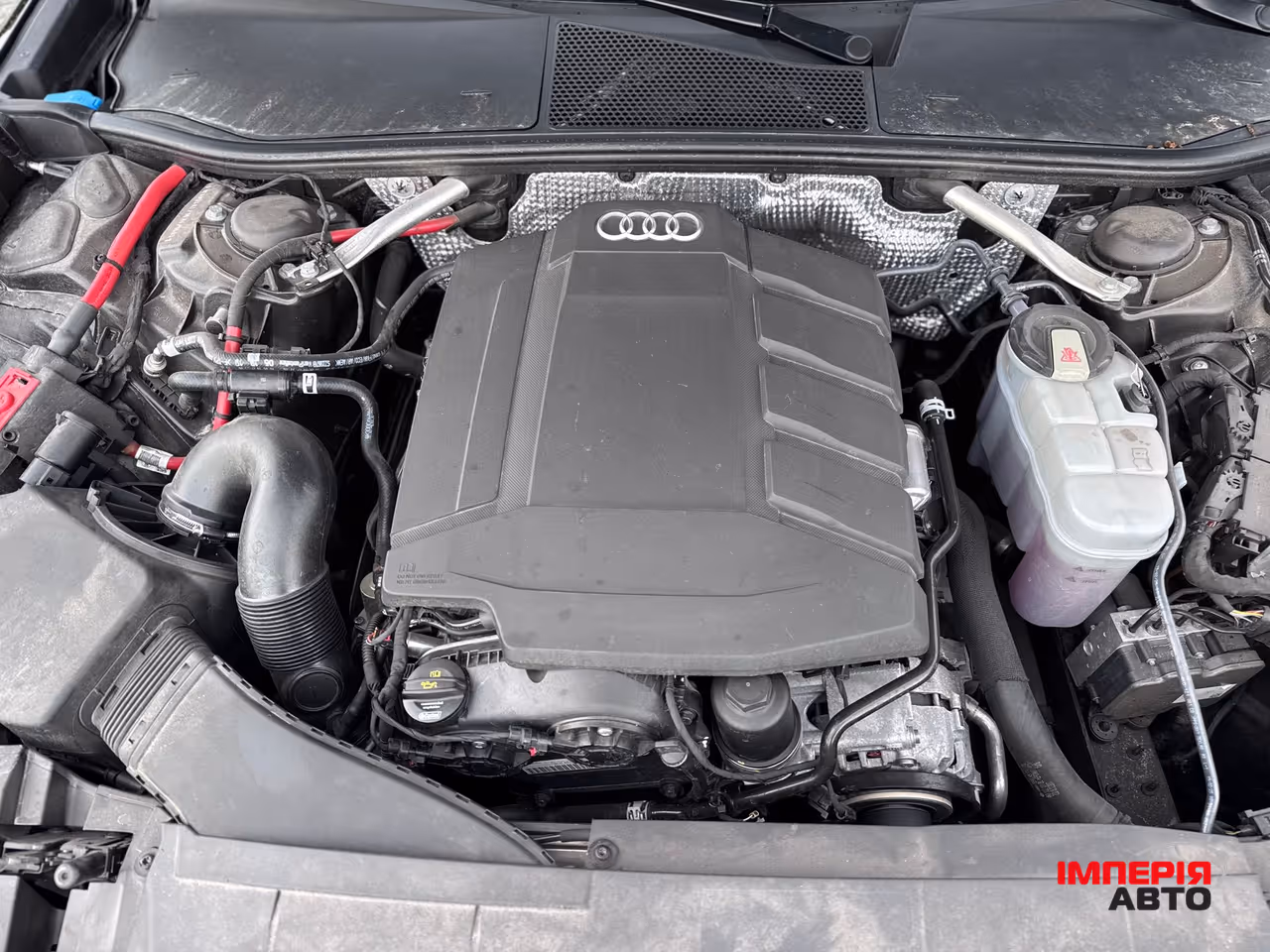 Audi A6 - фото 49