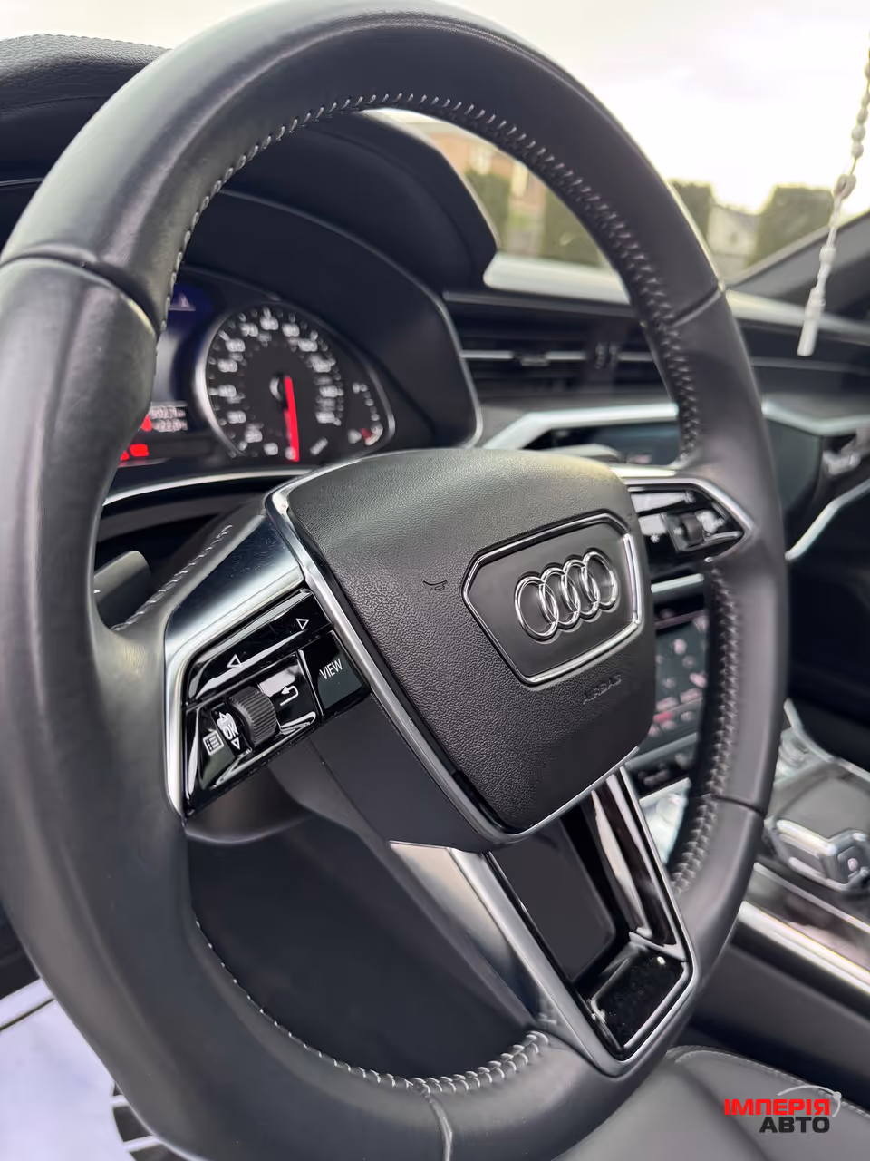 Audi A6 - фото 43