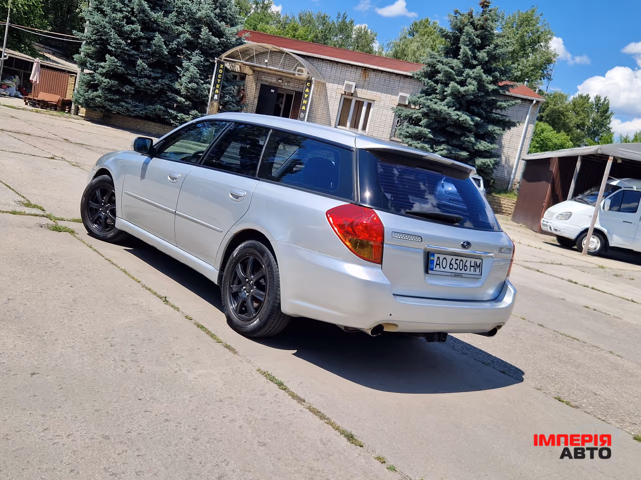 Subaru Legacy - фото 6