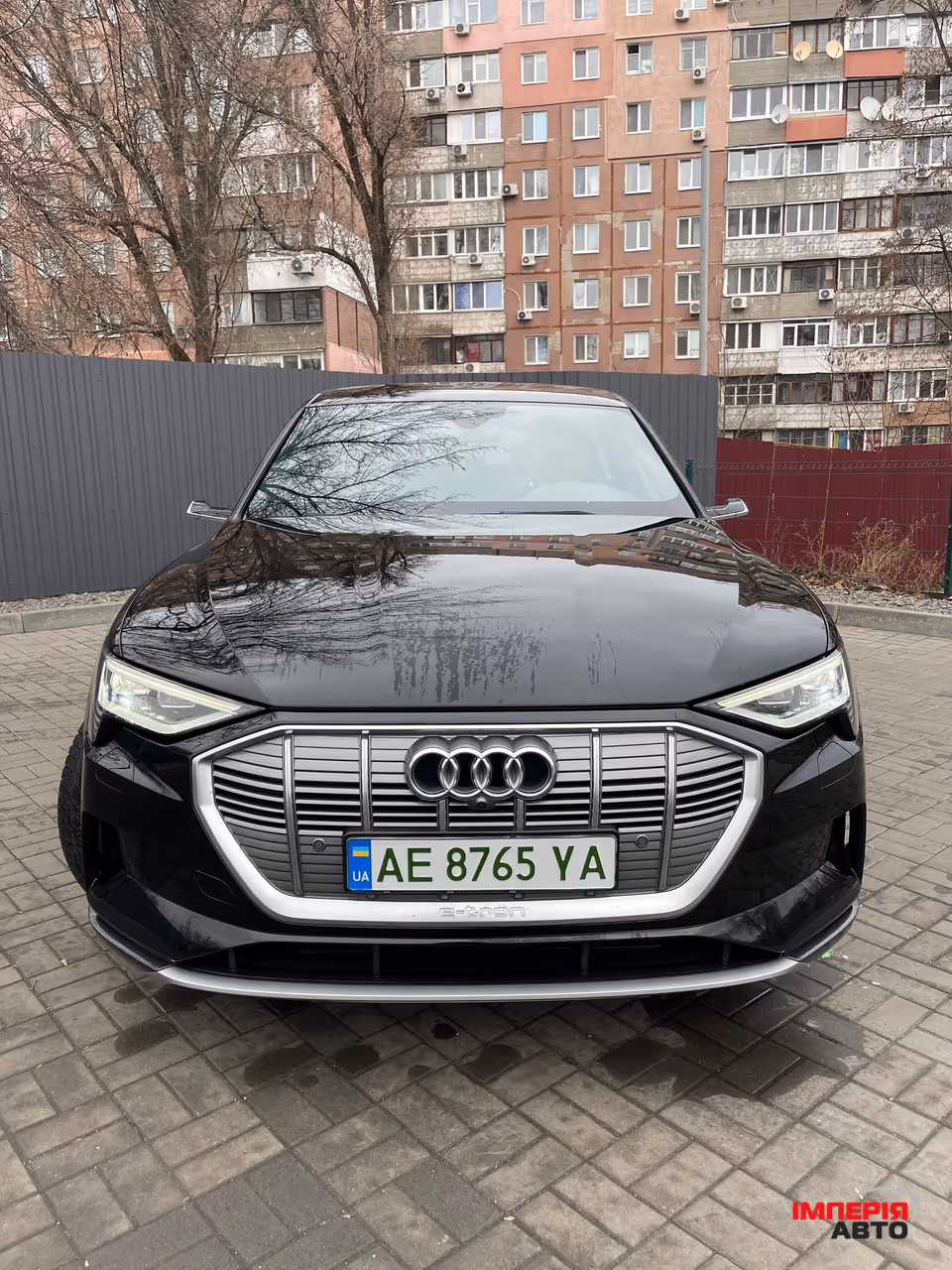 Audi e-tron - фото 5