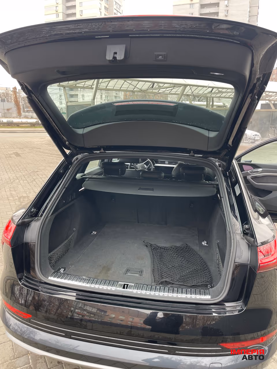 Audi e-tron - фото 27