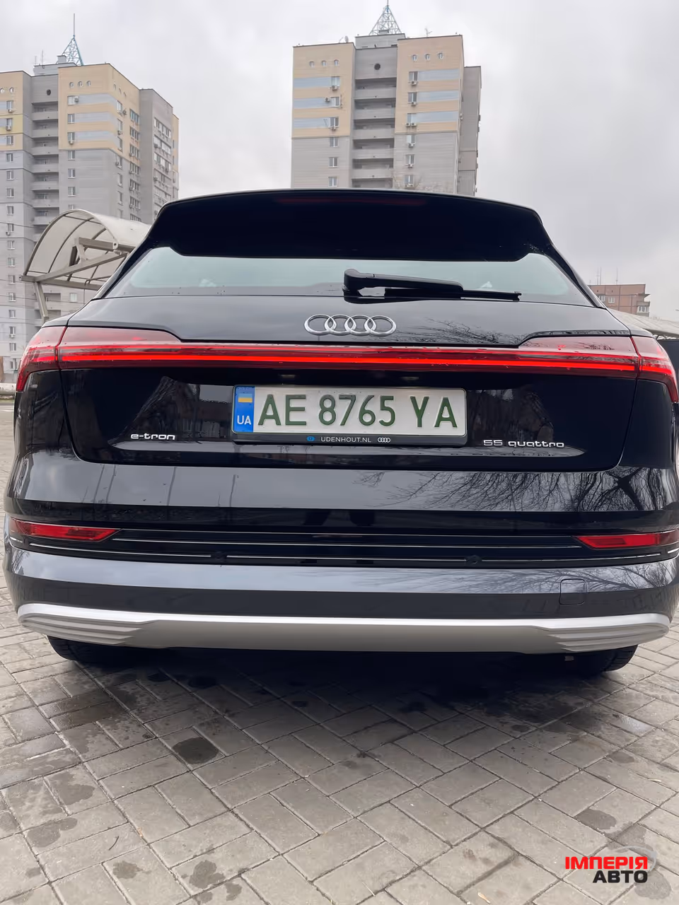 Audi e-tron - фото 2