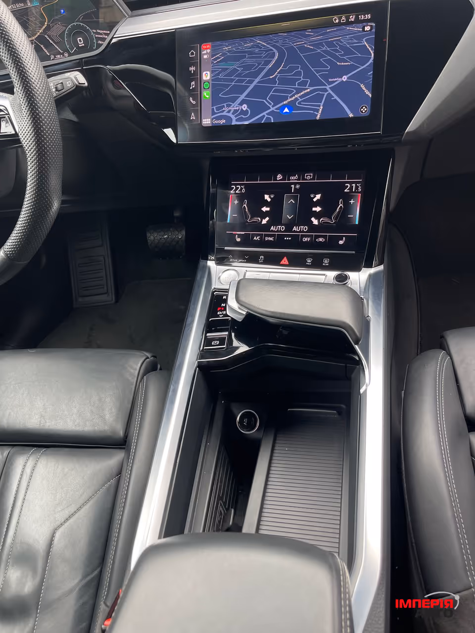 Audi e-tron - фото 33