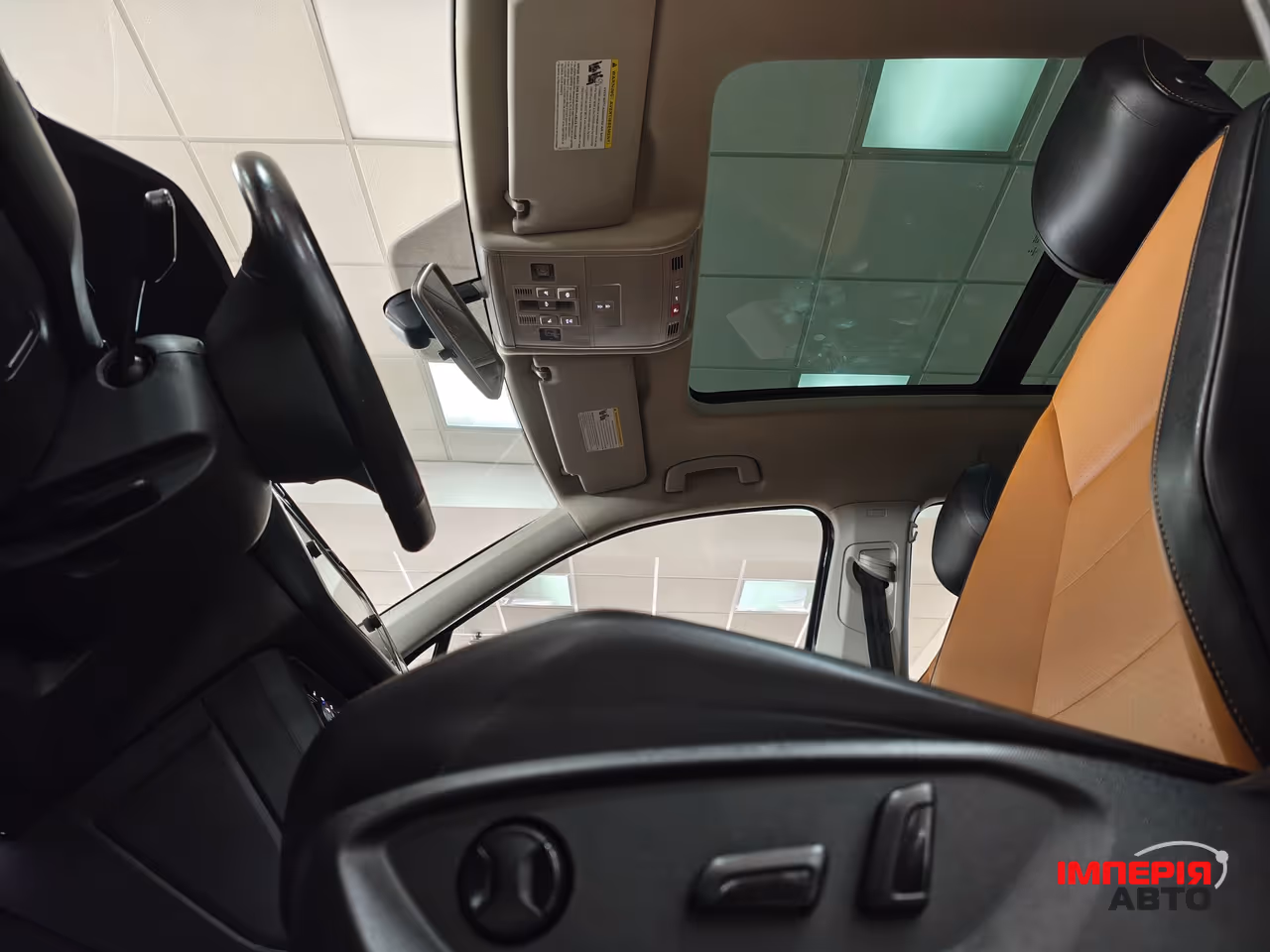 Volkswagen Tiguan - фото 8