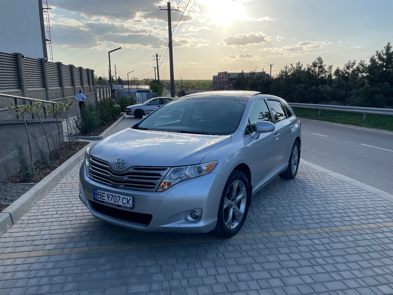 Toyota Venza - фото 2