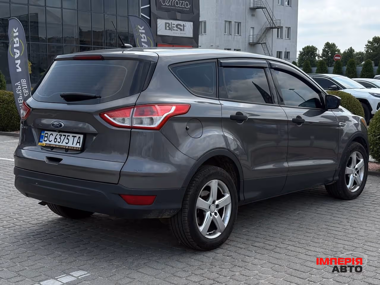 Ford Escape - фото 10