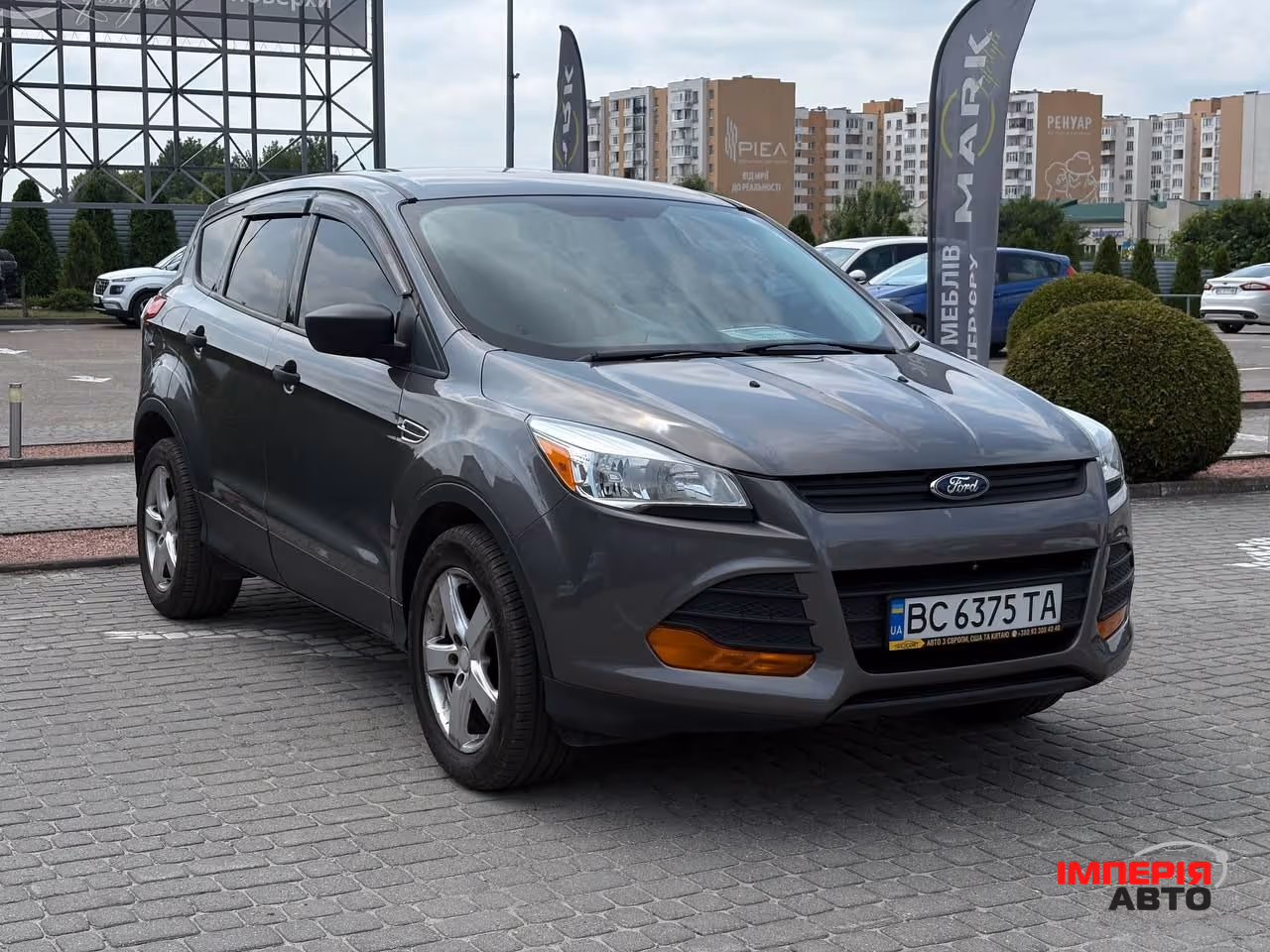 Ford Escape - фото 1