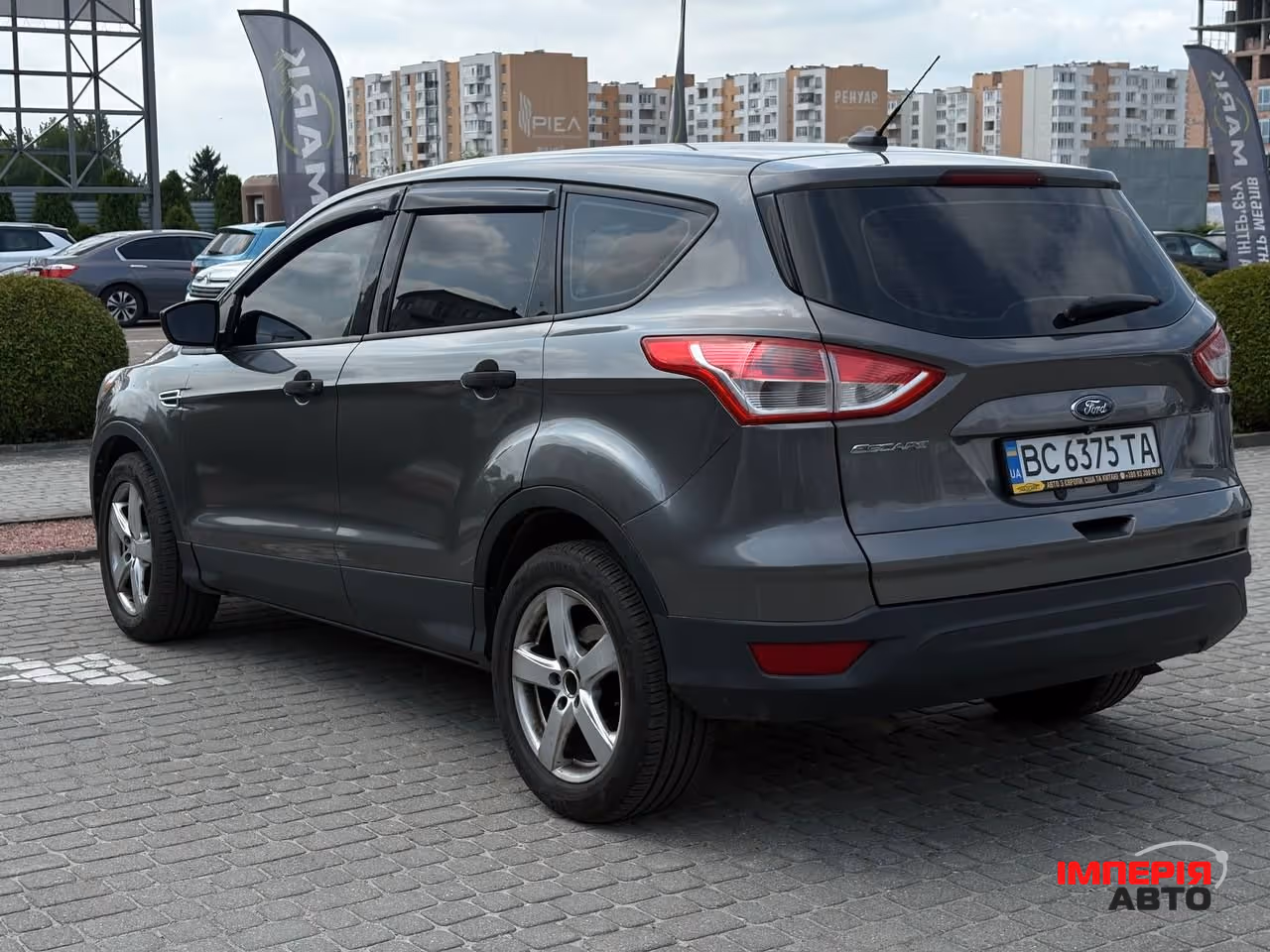 Ford Escape - фото 8