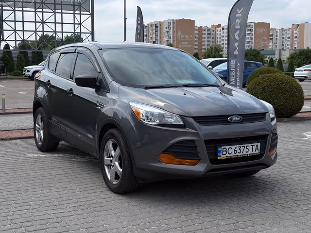 Ford Escape - фото 1