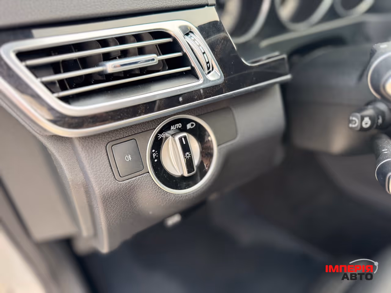 Mercedes-Benz E-Класс - фото 15
