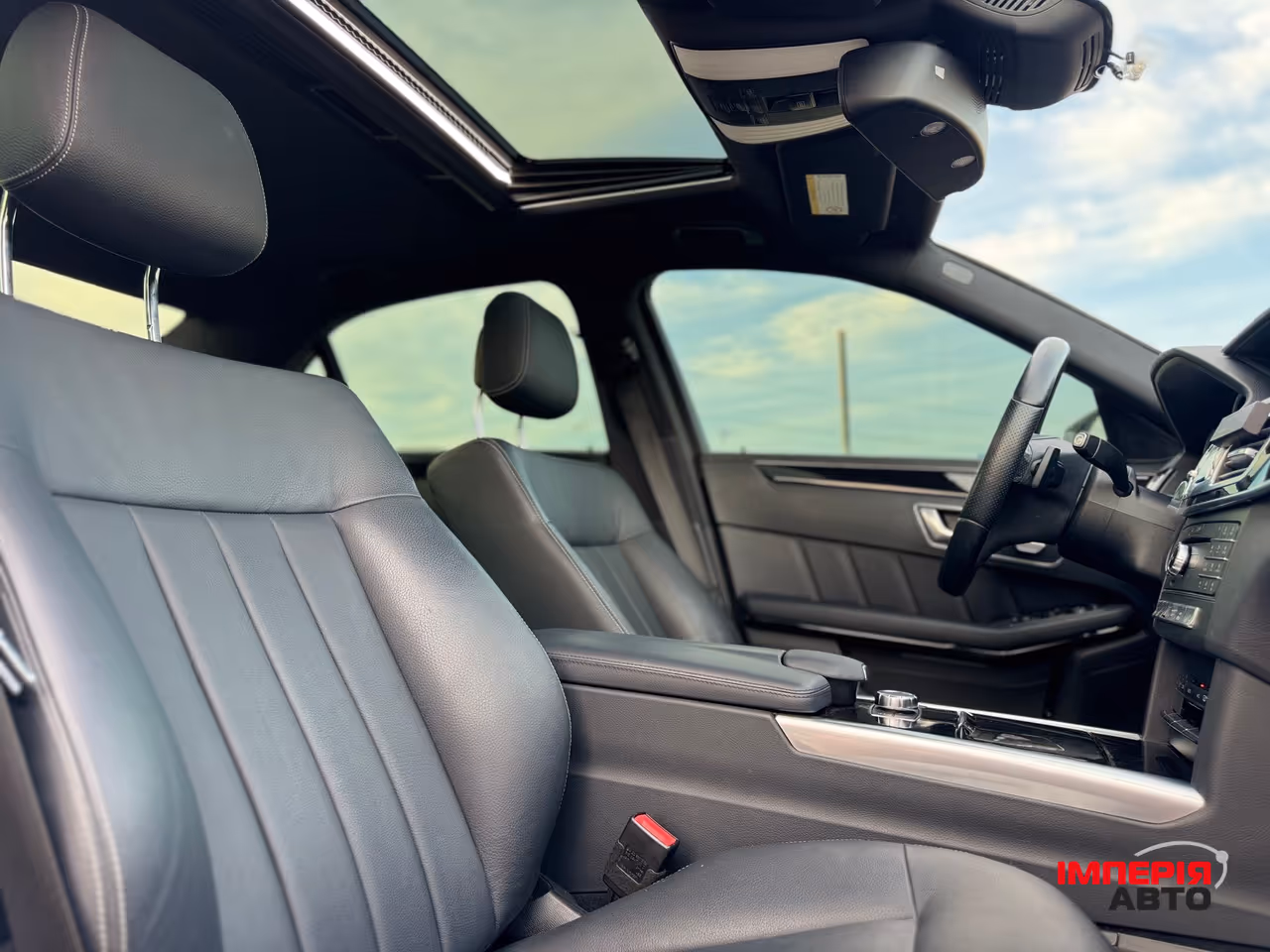 Mercedes-Benz E-Класс - фото 18