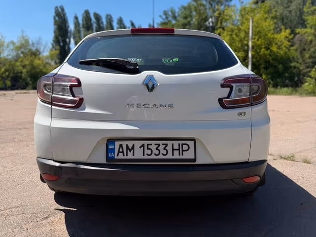 Renault Megane - фото 3