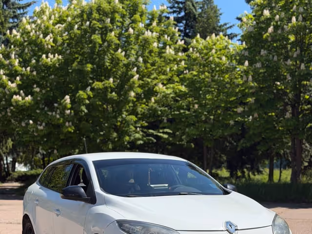 Renault Megane - фото 5