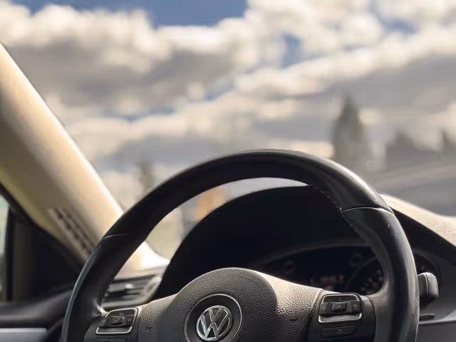 Volkswagen Passat CC - фото 5